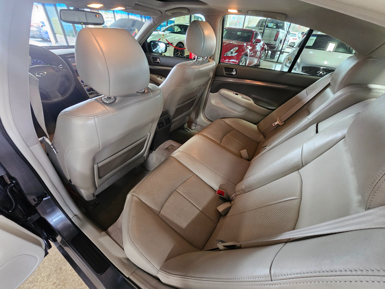 Infiniti G25 Sedan 4dr Journey RWD 2011