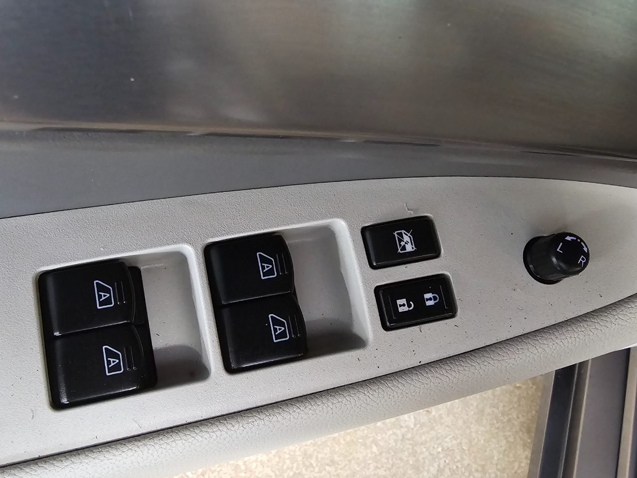 Infiniti G25 Sedan 4dr Journey RWD 2011