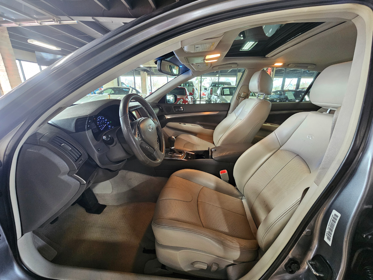 Infiniti G25 Sedan 4dr Journey RWD 2011