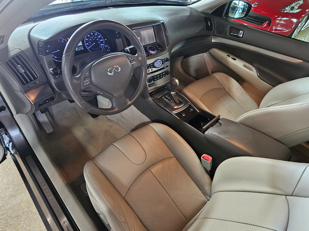 Infiniti G25 Sedan 4dr Journey RWD 2011