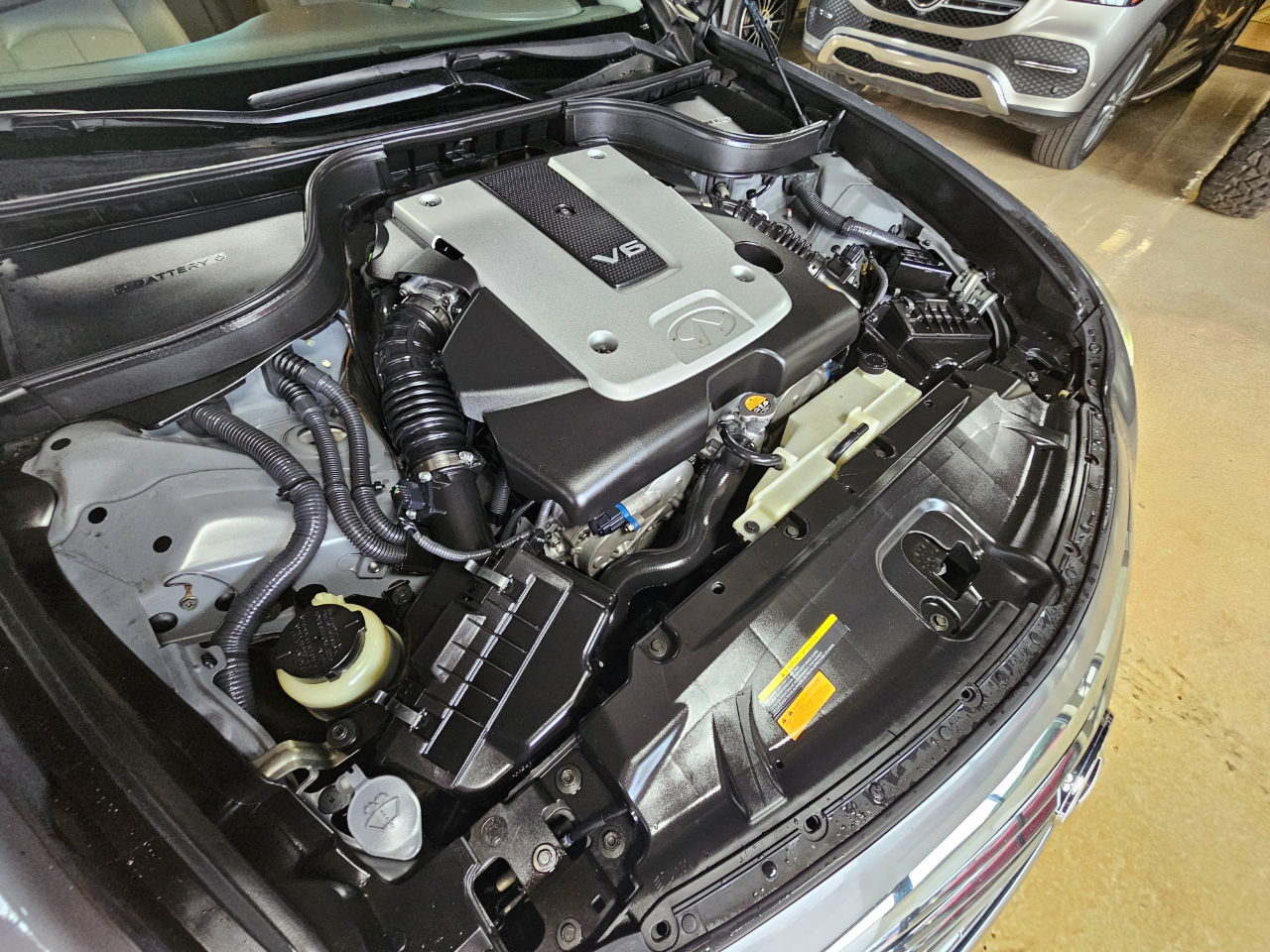 Infiniti G25 Sedan 4dr Journey RWD 2011