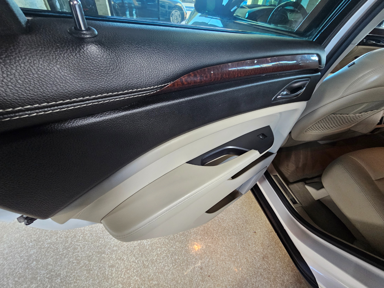 Cadillac SRX FWD 4dr Luxury Collection 2013