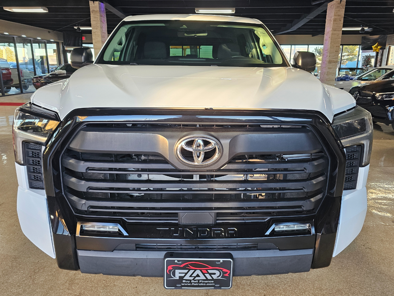 Toyota Tundra 4WD SR CrewMax 5.5' Bed (Natl) 2023
