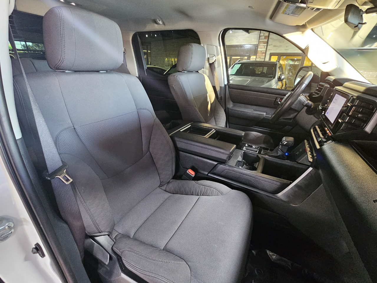 Toyota Tundra 4WD SR CrewMax 5.5' Bed (Natl) 2023