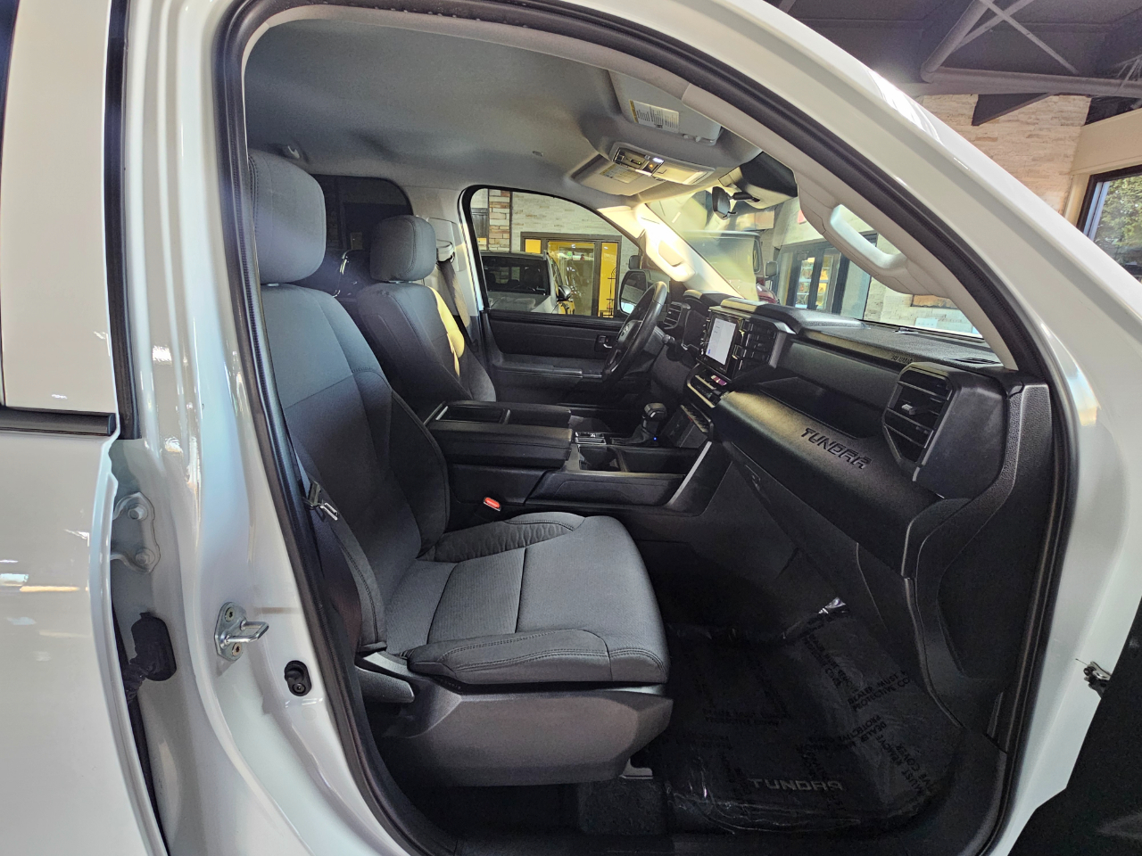 Toyota Tundra 4WD SR CrewMax 5.5' Bed (Natl) 2023