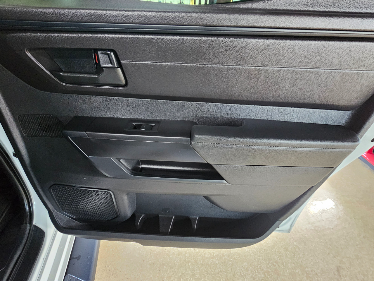 Toyota Tundra 4WD SR CrewMax 5.5' Bed (Natl) 2023