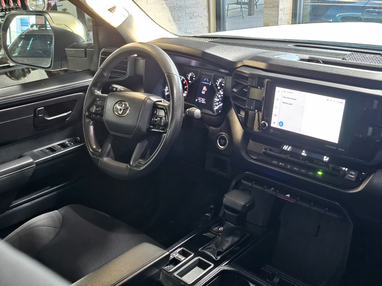 Toyota Tundra 4WD SR CrewMax 5.5' Bed (Natl) 2023