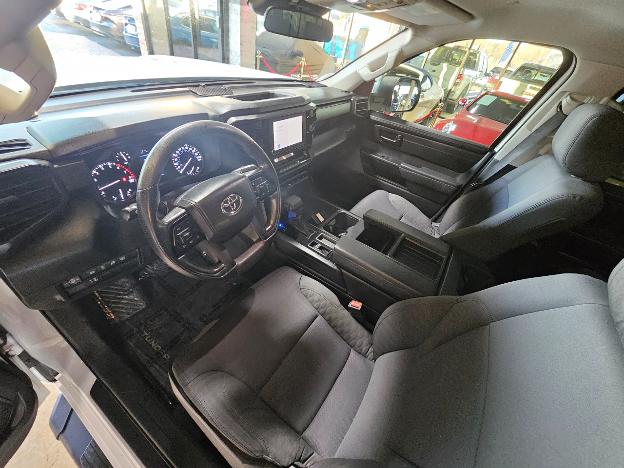 Toyota Tundra 4WD SR CrewMax 5.5' Bed (Natl) 2023