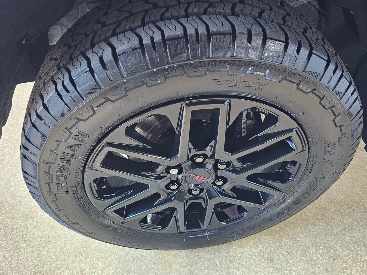 Toyota Tundra 4WD SR CrewMax 5.5' Bed (Natl) 2023