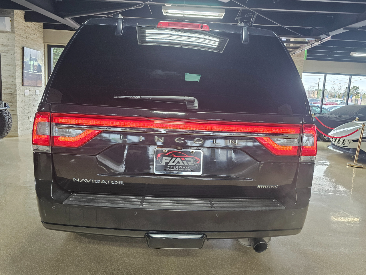 Lincoln Navigator 2WD 4dr 2015