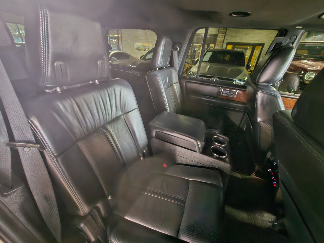 Lincoln Navigator 2WD 4dr 2015