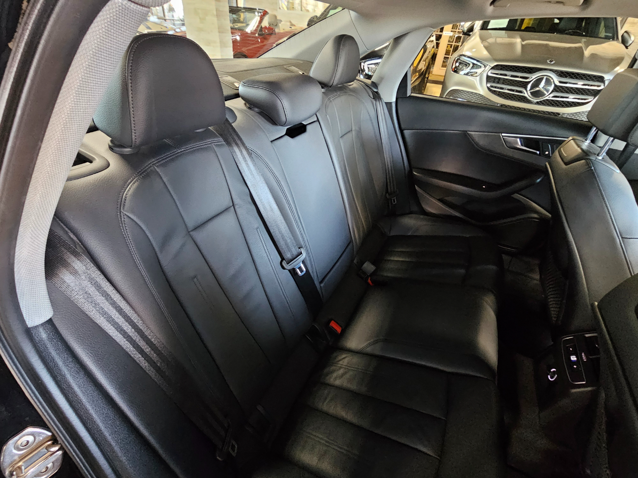 Audi A4 2.0 TFSI ultra Premium S Tronic FWD 2018