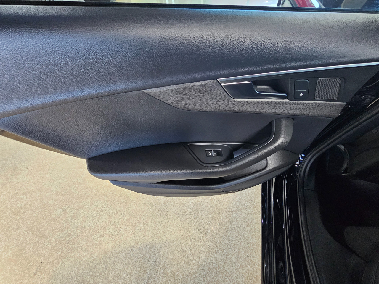 Audi A4 2.0 TFSI ultra Premium S Tronic FWD 2018