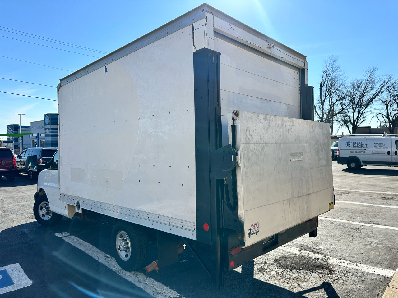 Chevrolet Express Commercial Cutaway 3500 Van 139" 2014