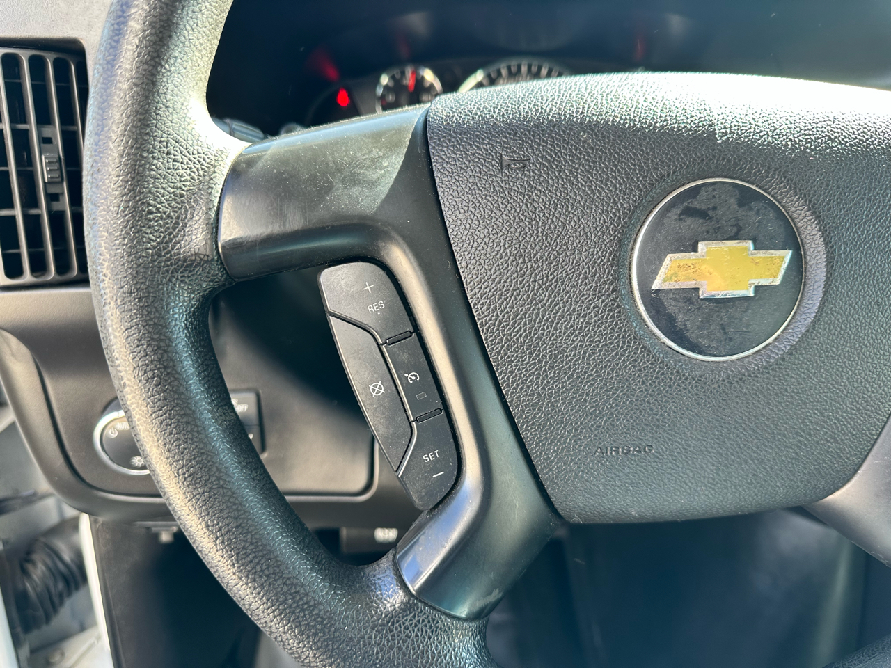 Chevrolet Express Commercial Cutaway 3500 Van 139" 2014