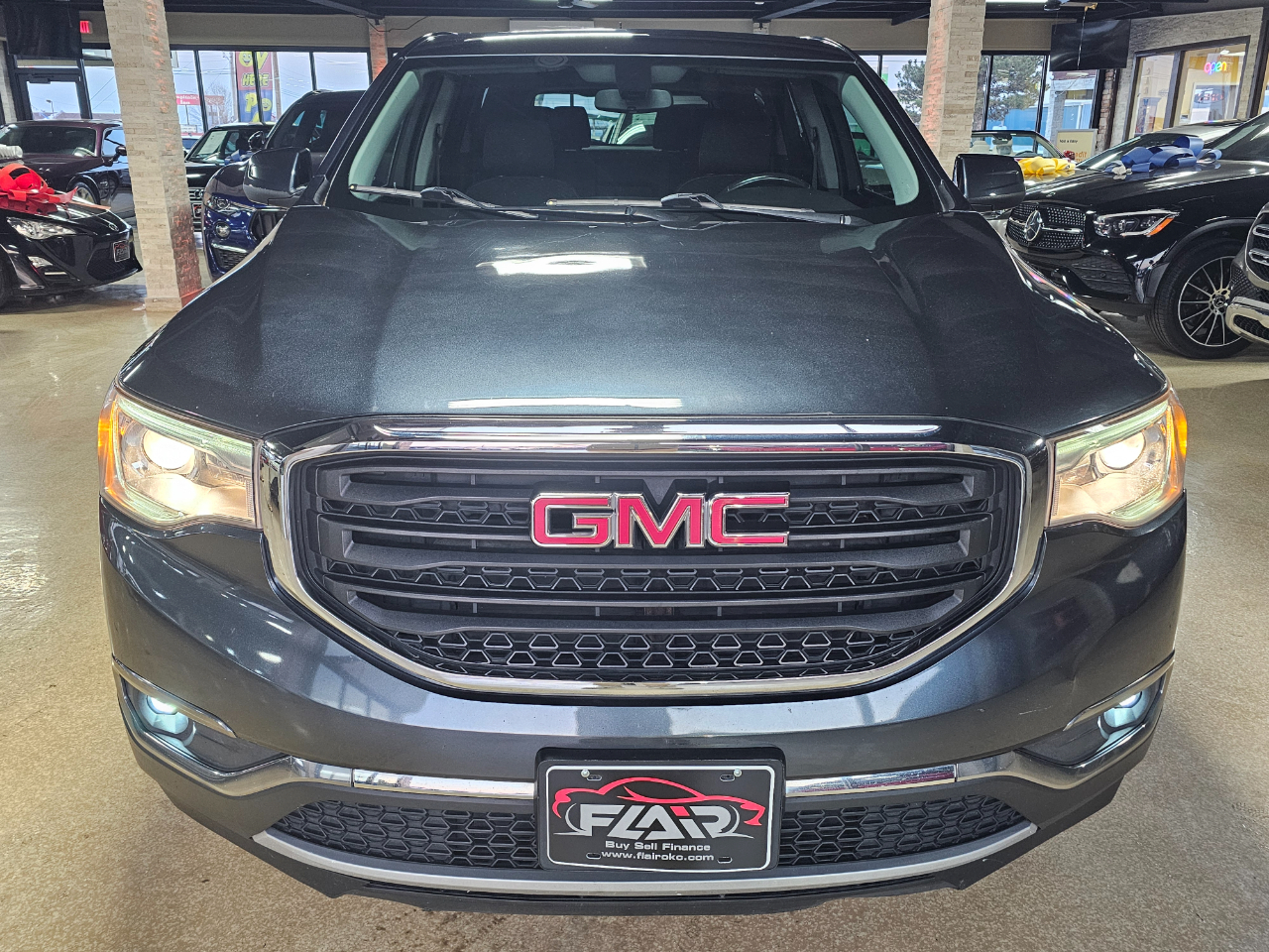 GMC Acadia FWD 4dr SLE w/SLE-1 2019
