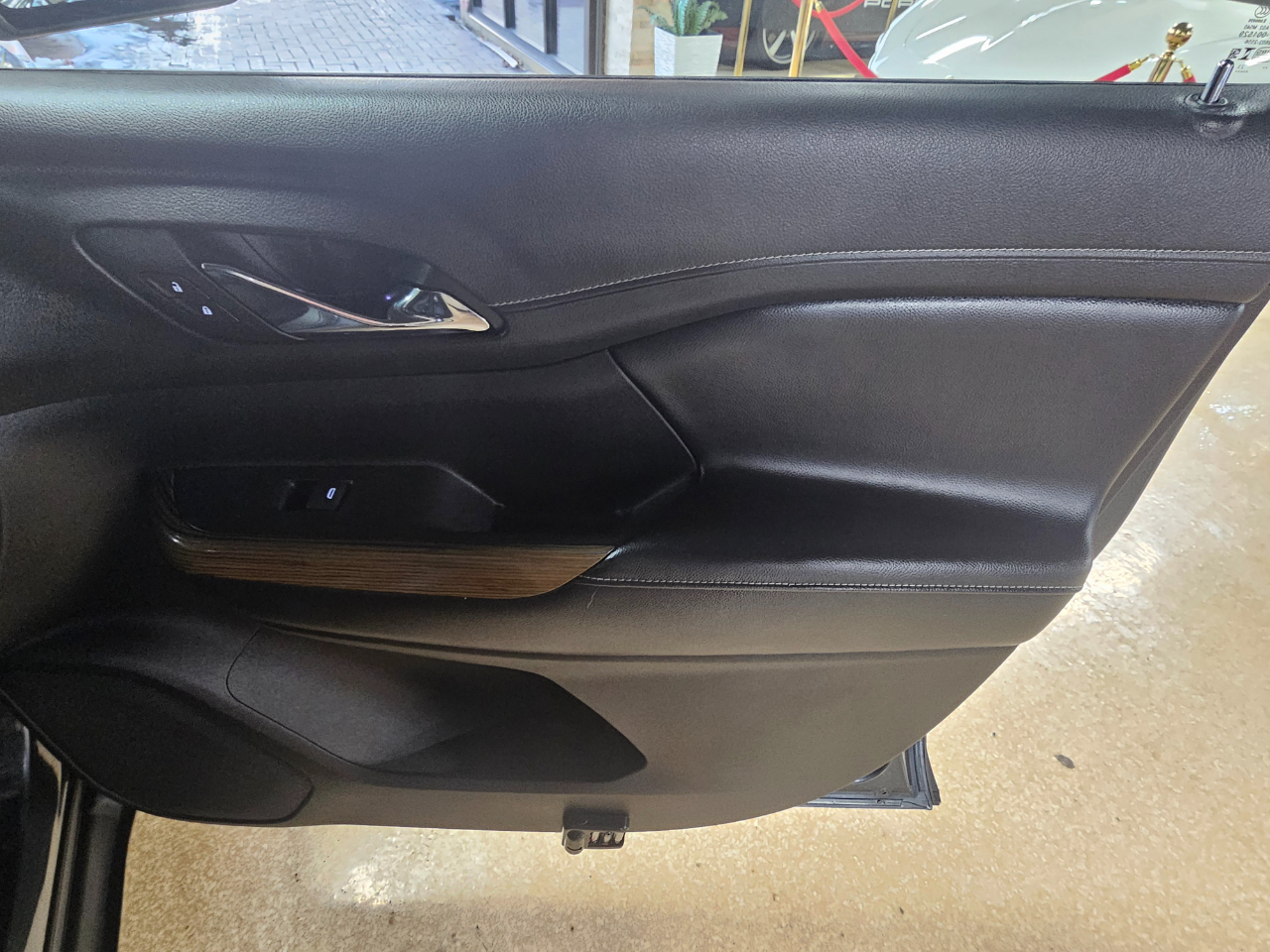 GMC Acadia FWD 4dr SLE w/SLE-1 2019