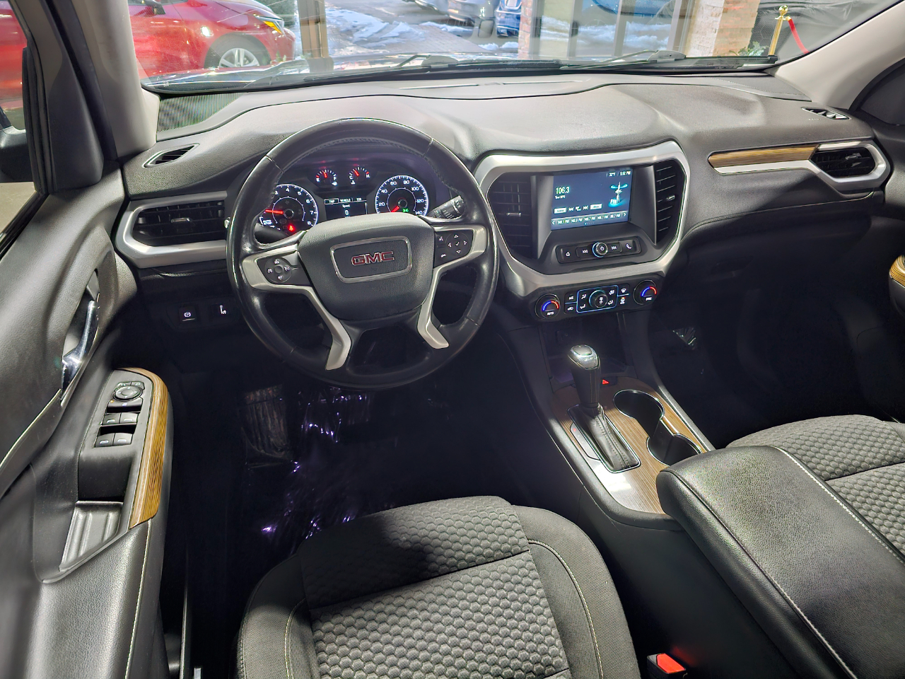 GMC Acadia FWD 4dr SLE w/SLE-1 2019