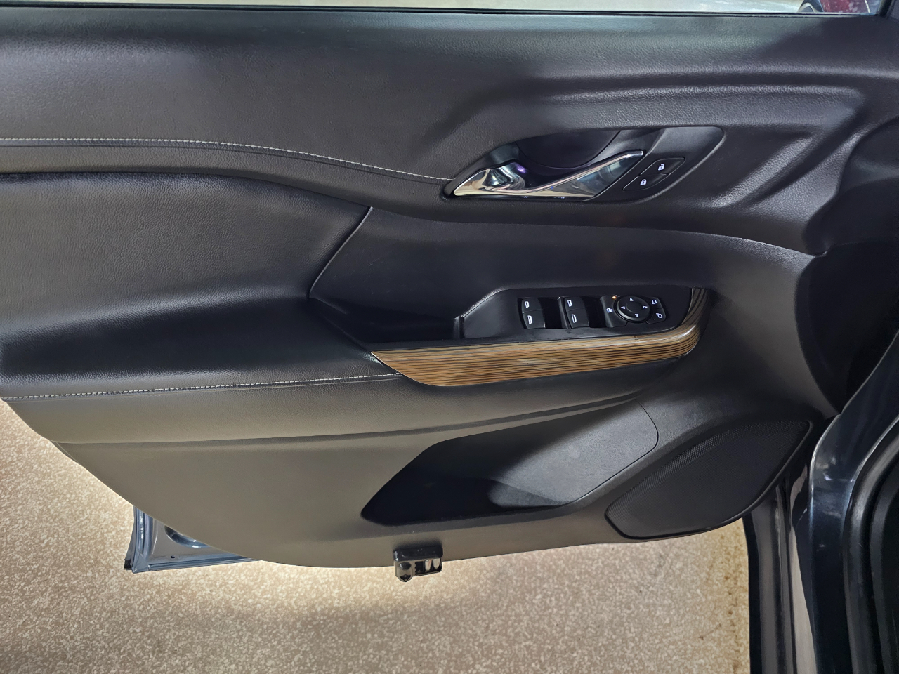 GMC Acadia FWD 4dr SLE w/SLE-1 2019