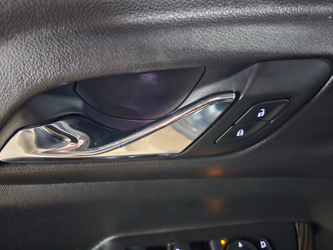 GMC Acadia FWD 4dr SLE w/SLE-1 2019