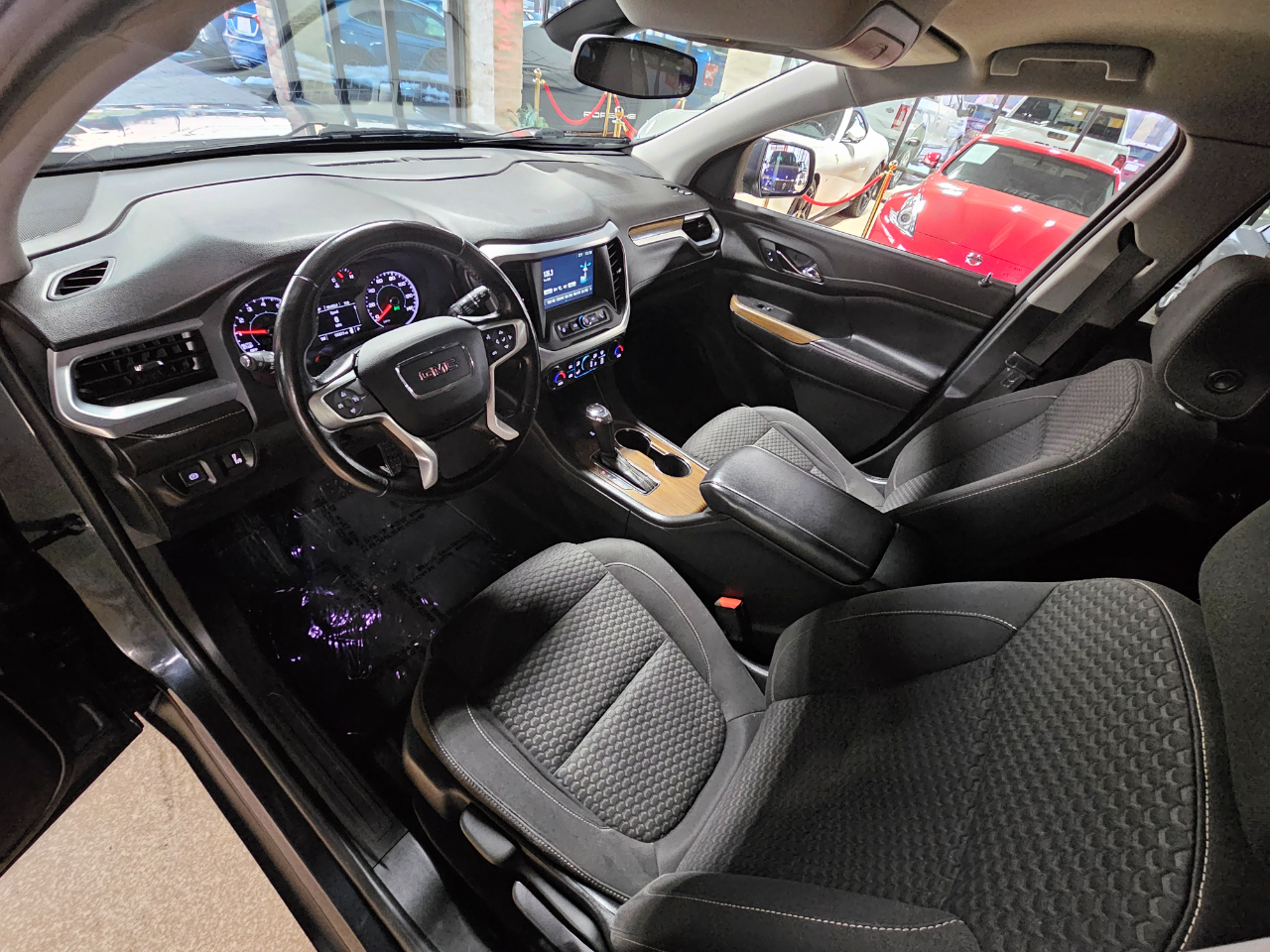 GMC Acadia FWD 4dr SLE w/SLE-1 2019