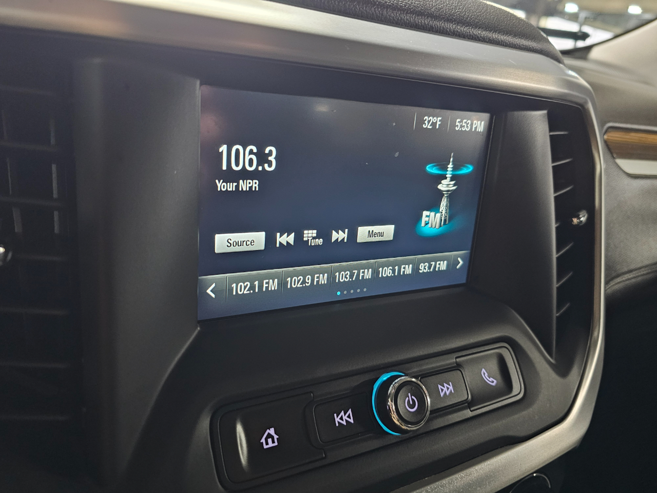 GMC Acadia FWD 4dr SLE w/SLE-1 2019