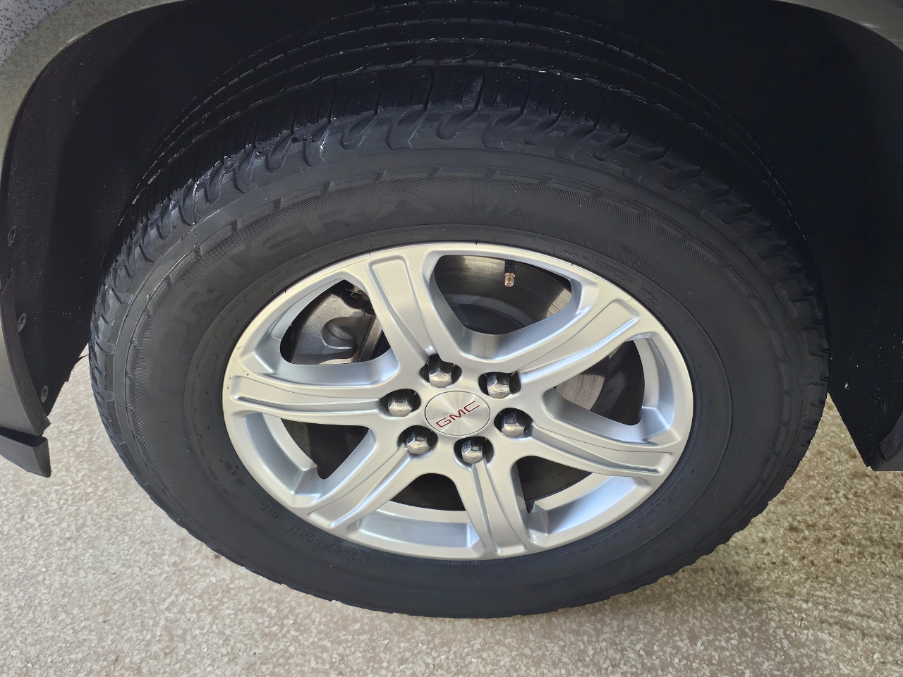 GMC Acadia FWD 4dr SLE w/SLE-1 2019