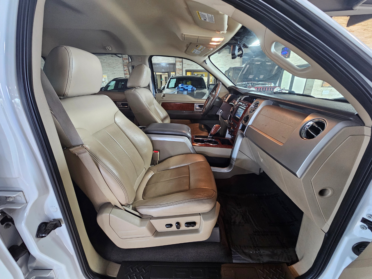 Ford F-150 2WD SuperCrew 145" Lariat 2009