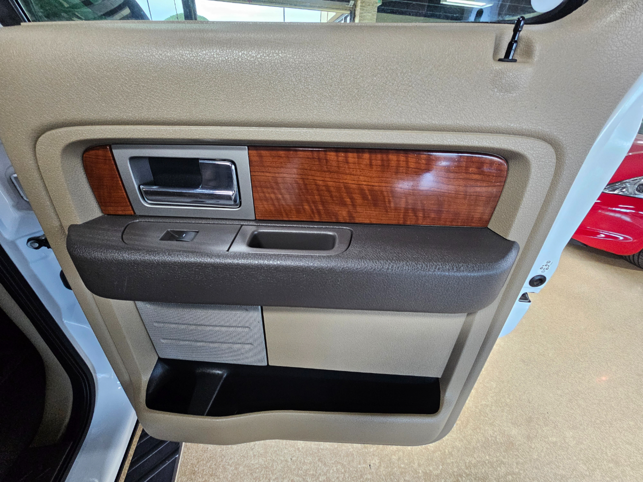 Ford F-150 2WD SuperCrew 145" Lariat 2009