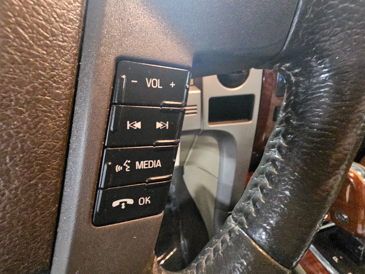 Ford F-150 2WD SuperCrew 145" Lariat 2009