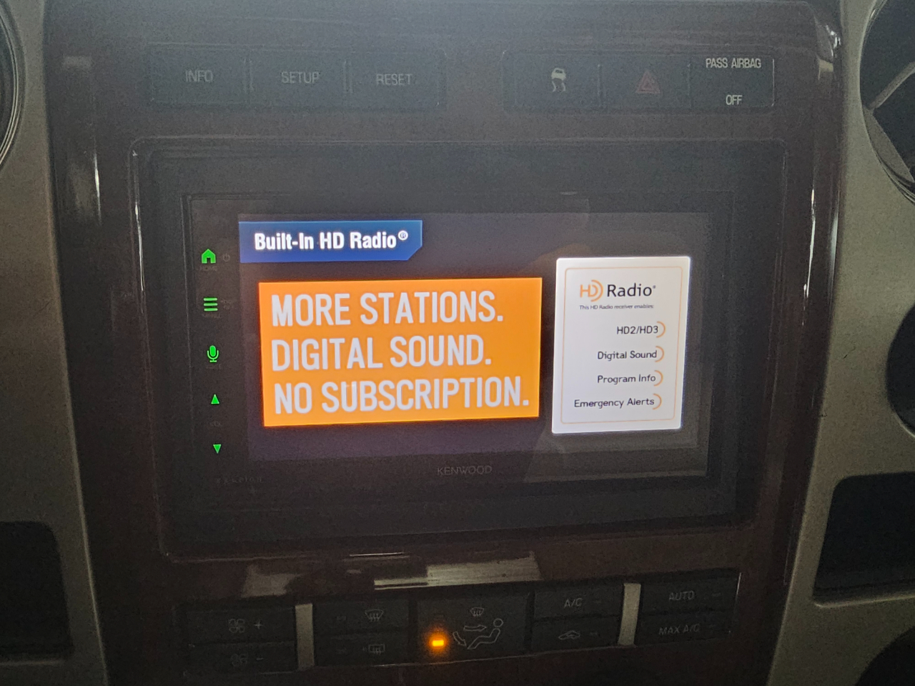 Ford F-150 2WD SuperCrew 145" Lariat 2009