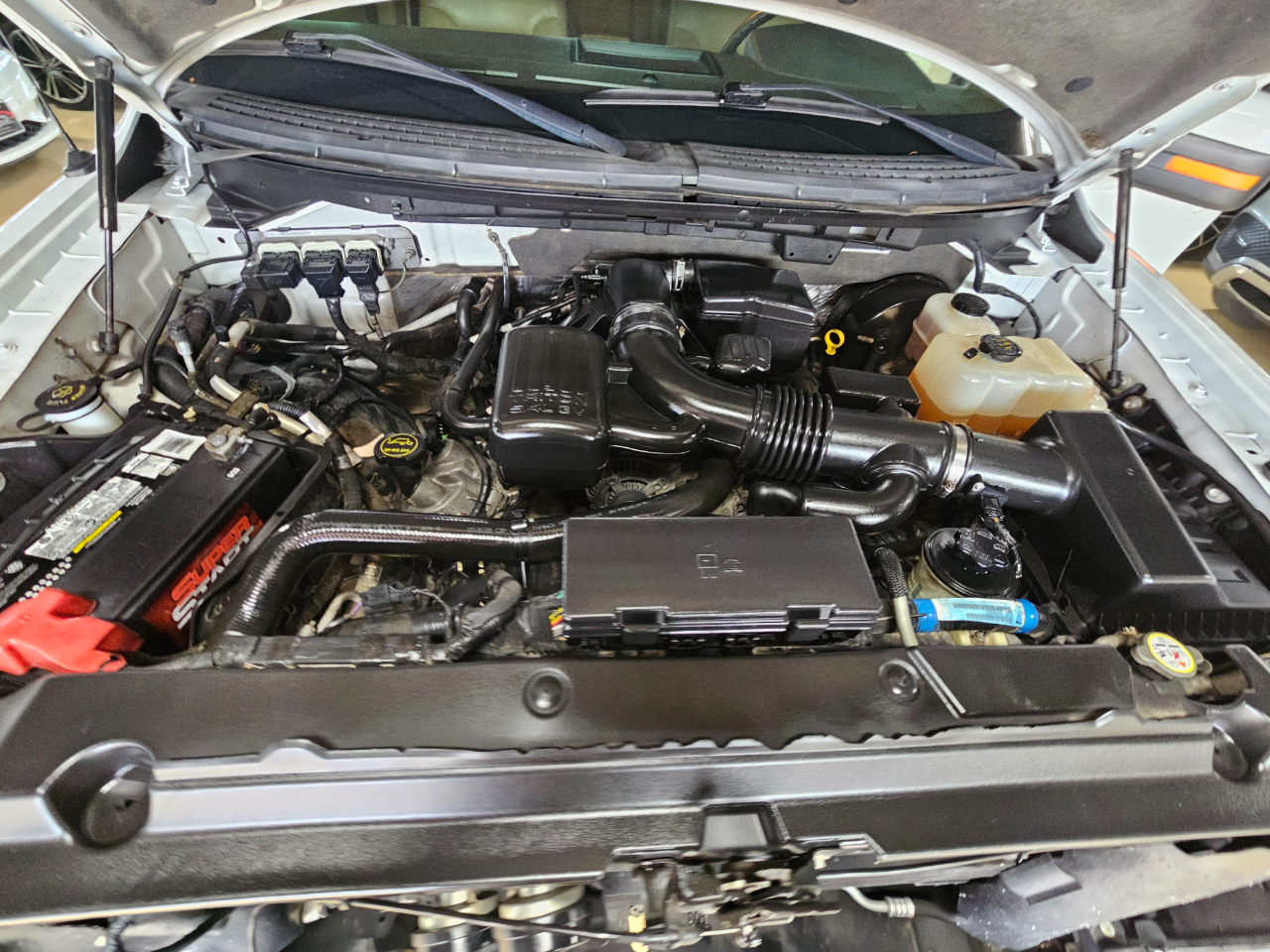 Ford F-150 2WD SuperCrew 145" Lariat 2009