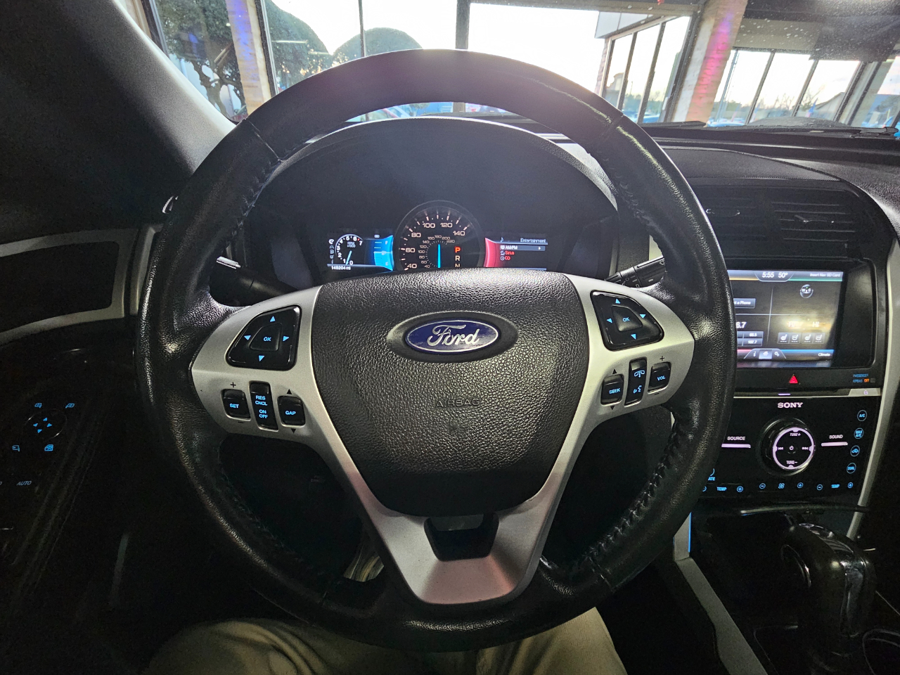 Ford Explorer FWD 4dr Limited 2011