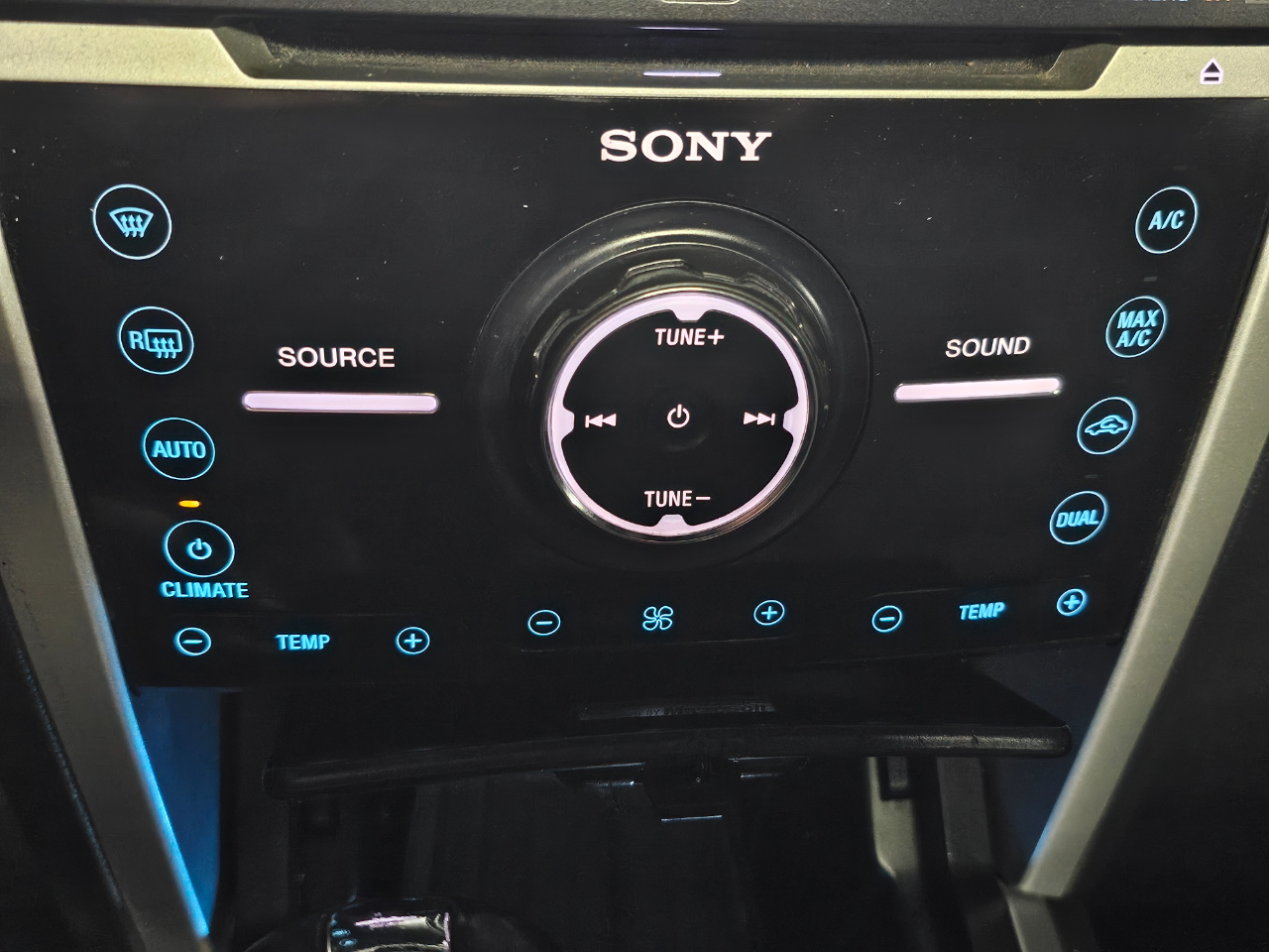 Ford Explorer FWD 4dr Limited 2011