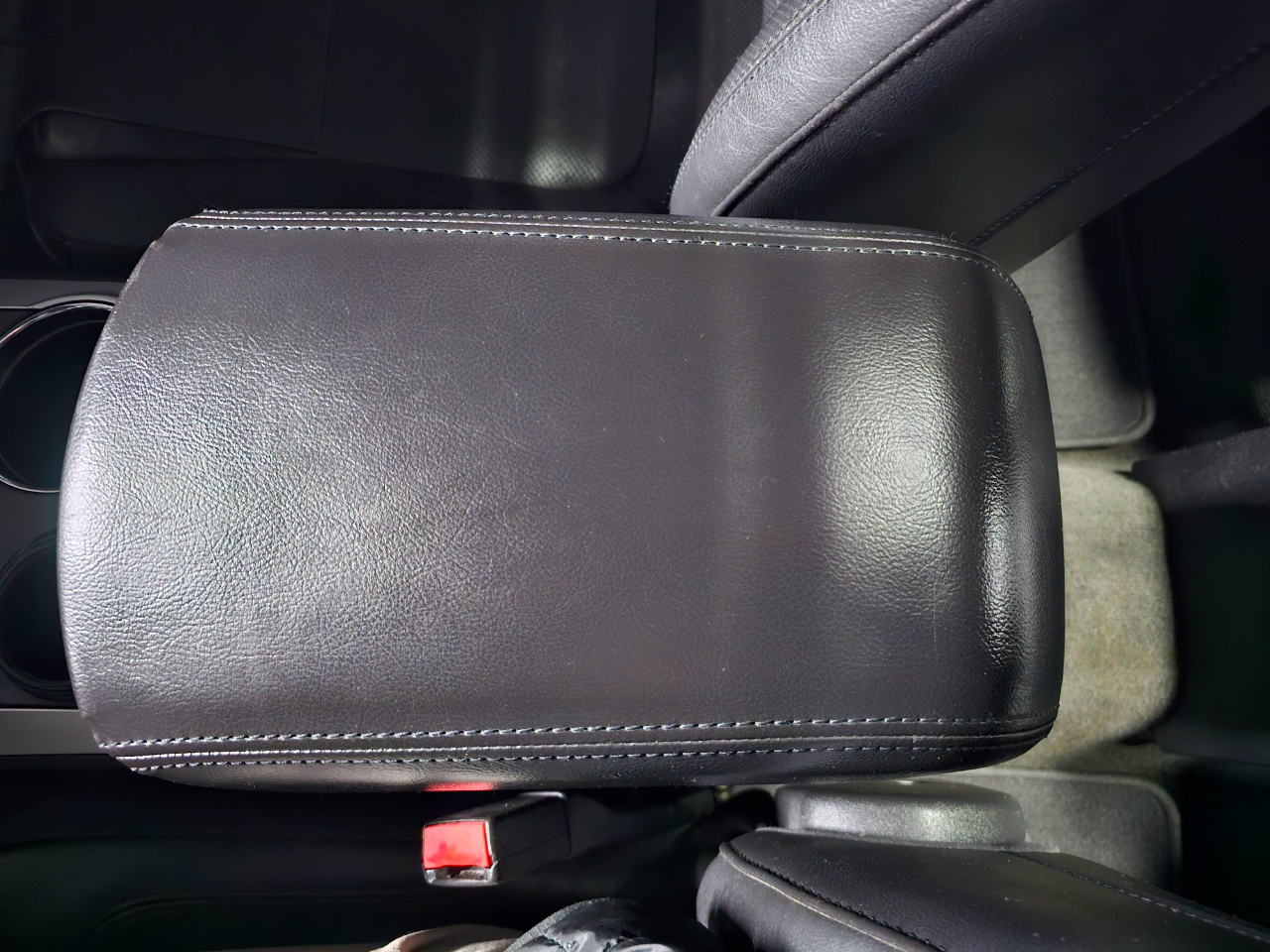 Ford Explorer FWD 4dr Limited 2011