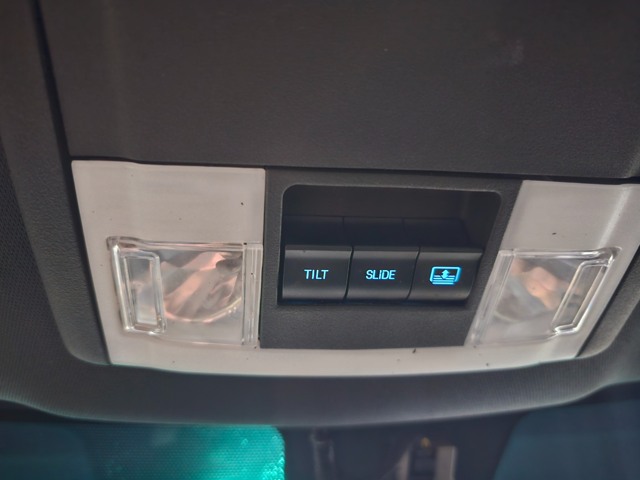 Ford Explorer FWD 4dr Limited 2011