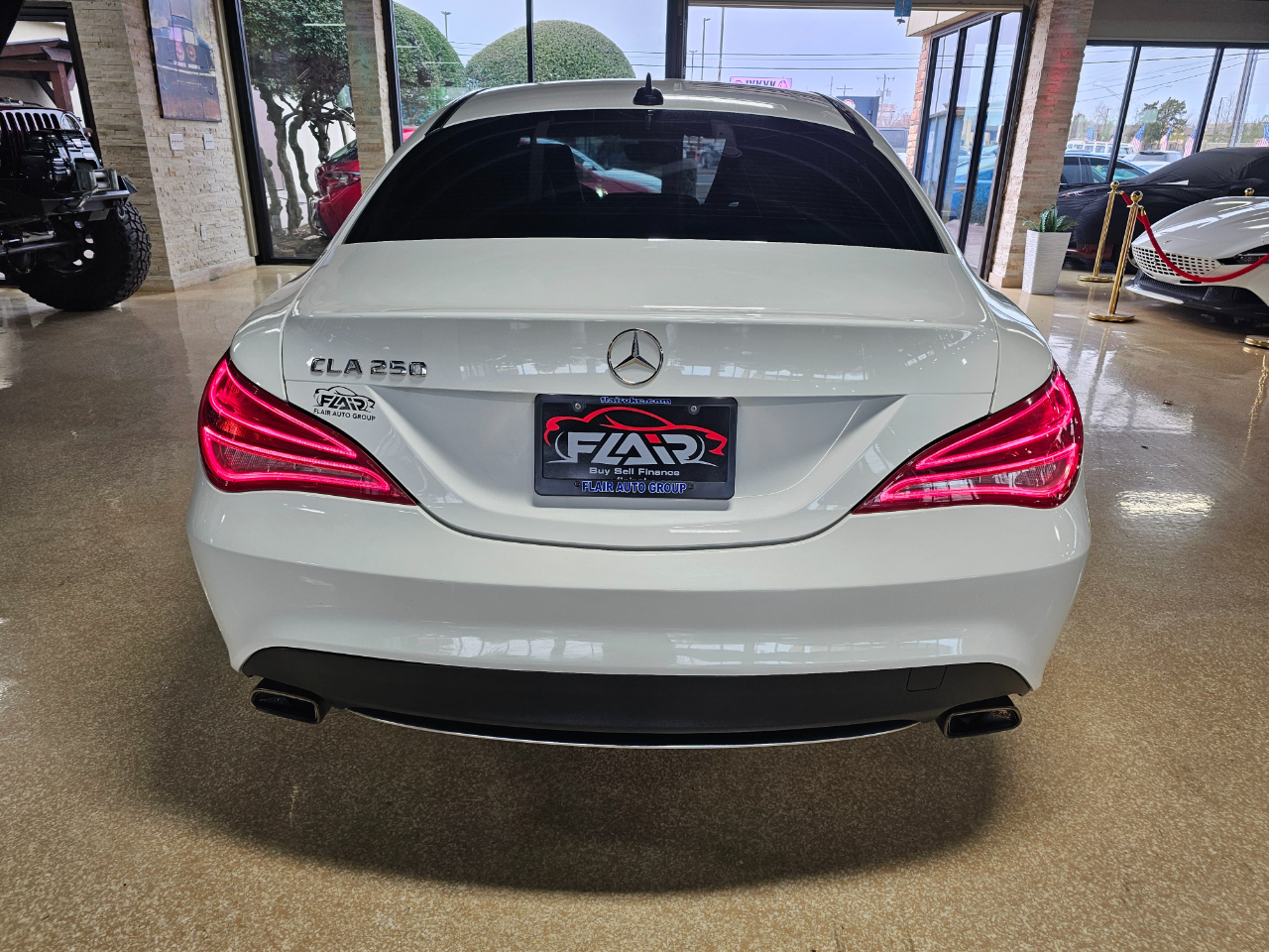 Mercedes-Benz CLA-Class 4dr Sdn CLA 250 FWD 2014