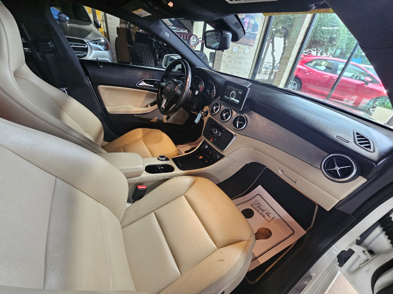 Mercedes-Benz CLA-Class 4dr Sdn CLA 250 FWD 2014