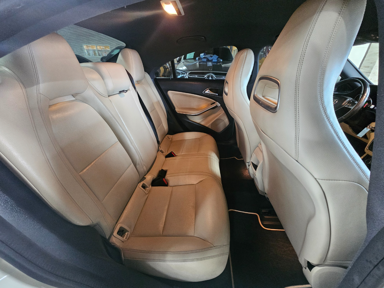 Mercedes-Benz CLA-Class 4dr Sdn CLA 250 FWD 2014