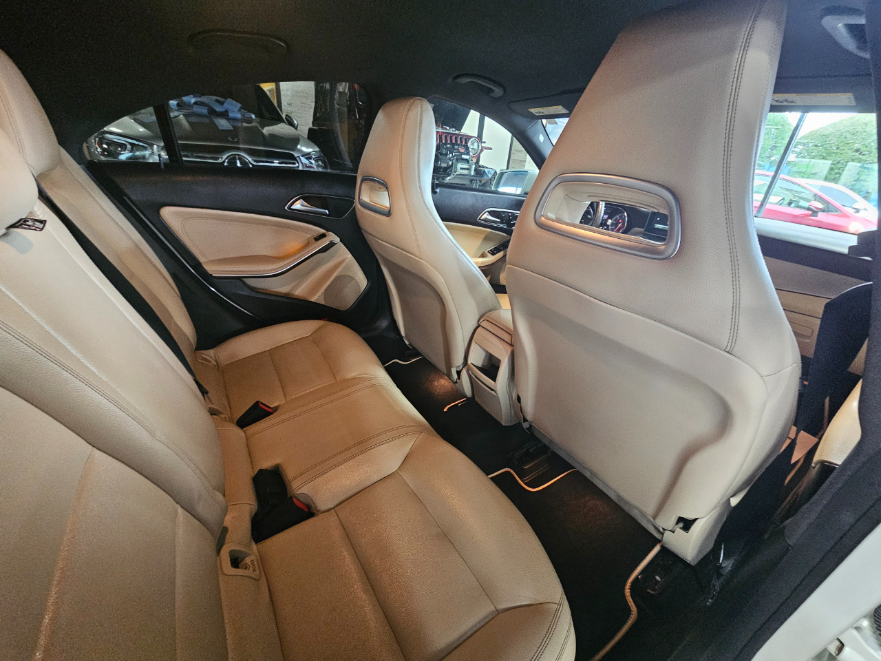 Mercedes-Benz CLA-Class 4dr Sdn CLA 250 FWD 2014