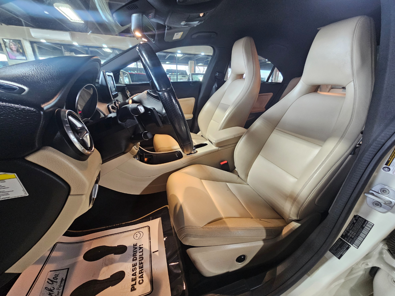 Mercedes-Benz CLA-Class 4dr Sdn CLA 250 FWD 2014