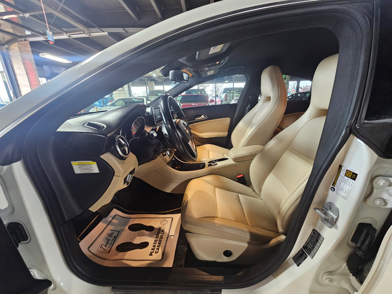 Mercedes-Benz CLA-Class 4dr Sdn CLA 250 FWD 2014