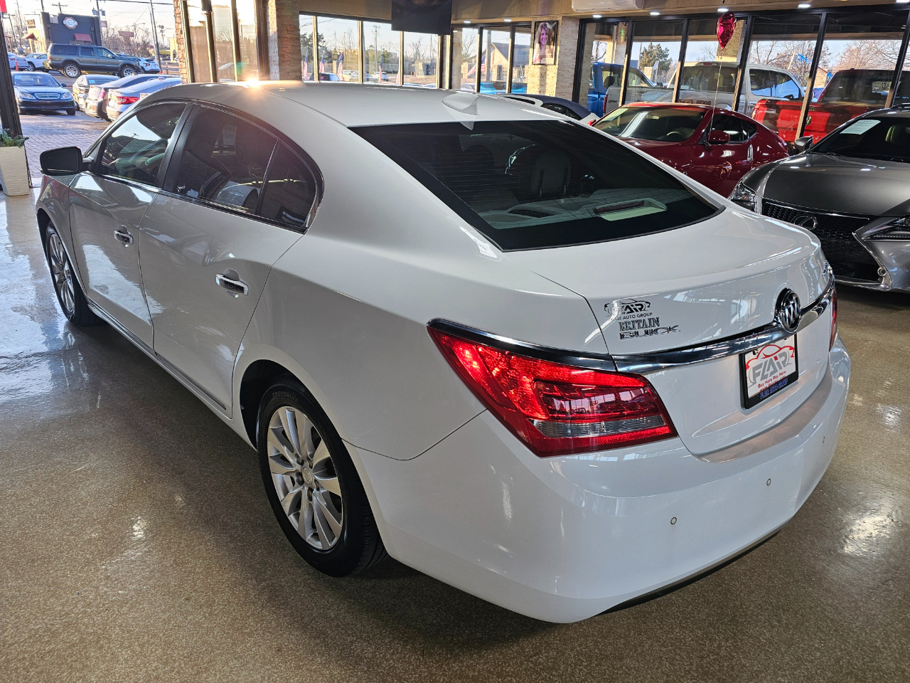 Buick LaCrosse 4dr Sdn Leather FWD 2015