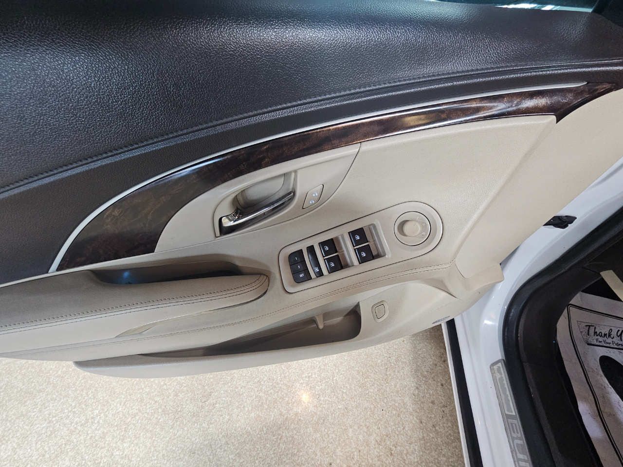 Buick LaCrosse 4dr Sdn Leather FWD 2015