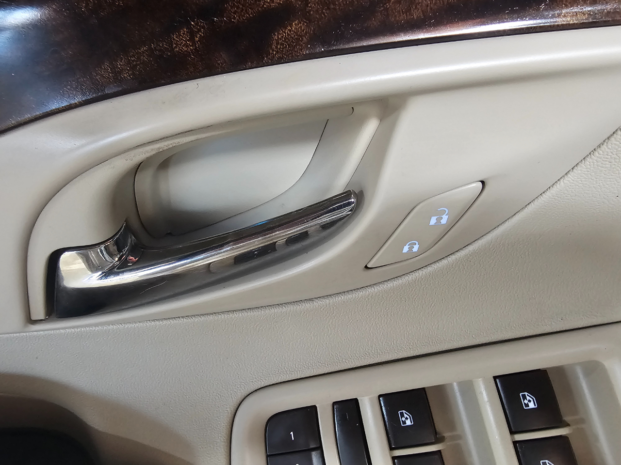 Buick LaCrosse 4dr Sdn Leather FWD 2015