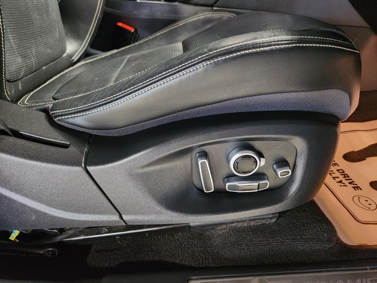 Jaguar E-Pace P300 AWD R-Dynamic HSE 2018