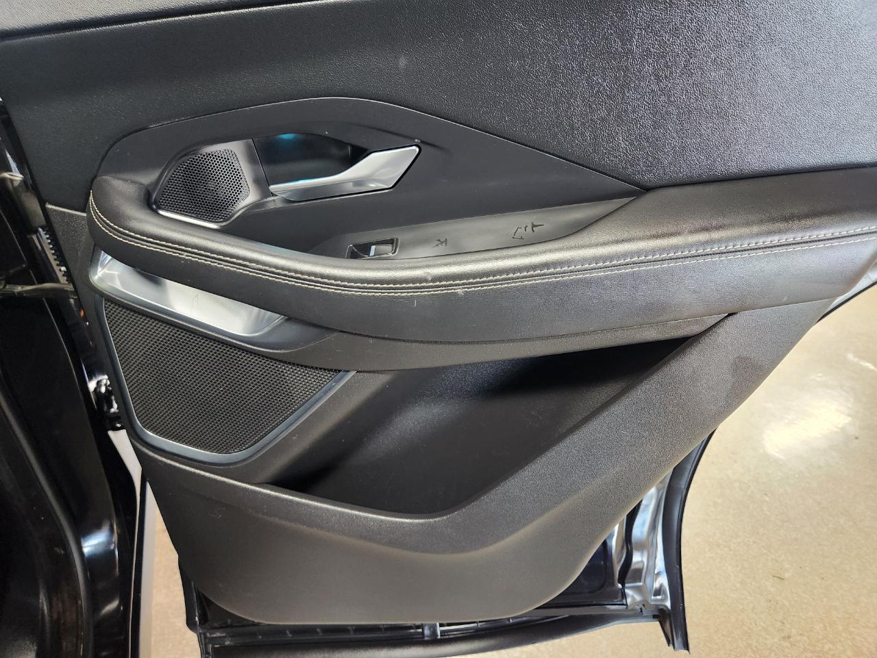 Jaguar E-Pace P300 AWD R-Dynamic HSE 2018