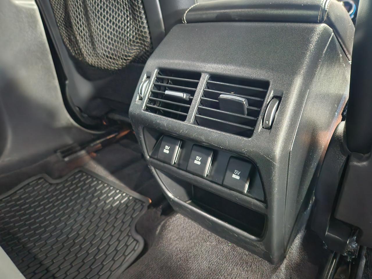 Jaguar E-Pace P300 AWD R-Dynamic HSE 2018