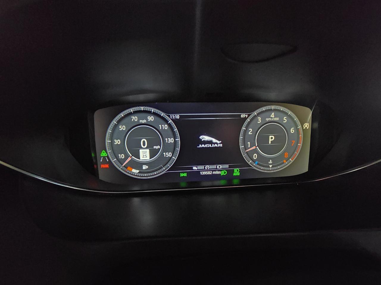 Jaguar E-Pace P300 AWD R-Dynamic HSE 2018