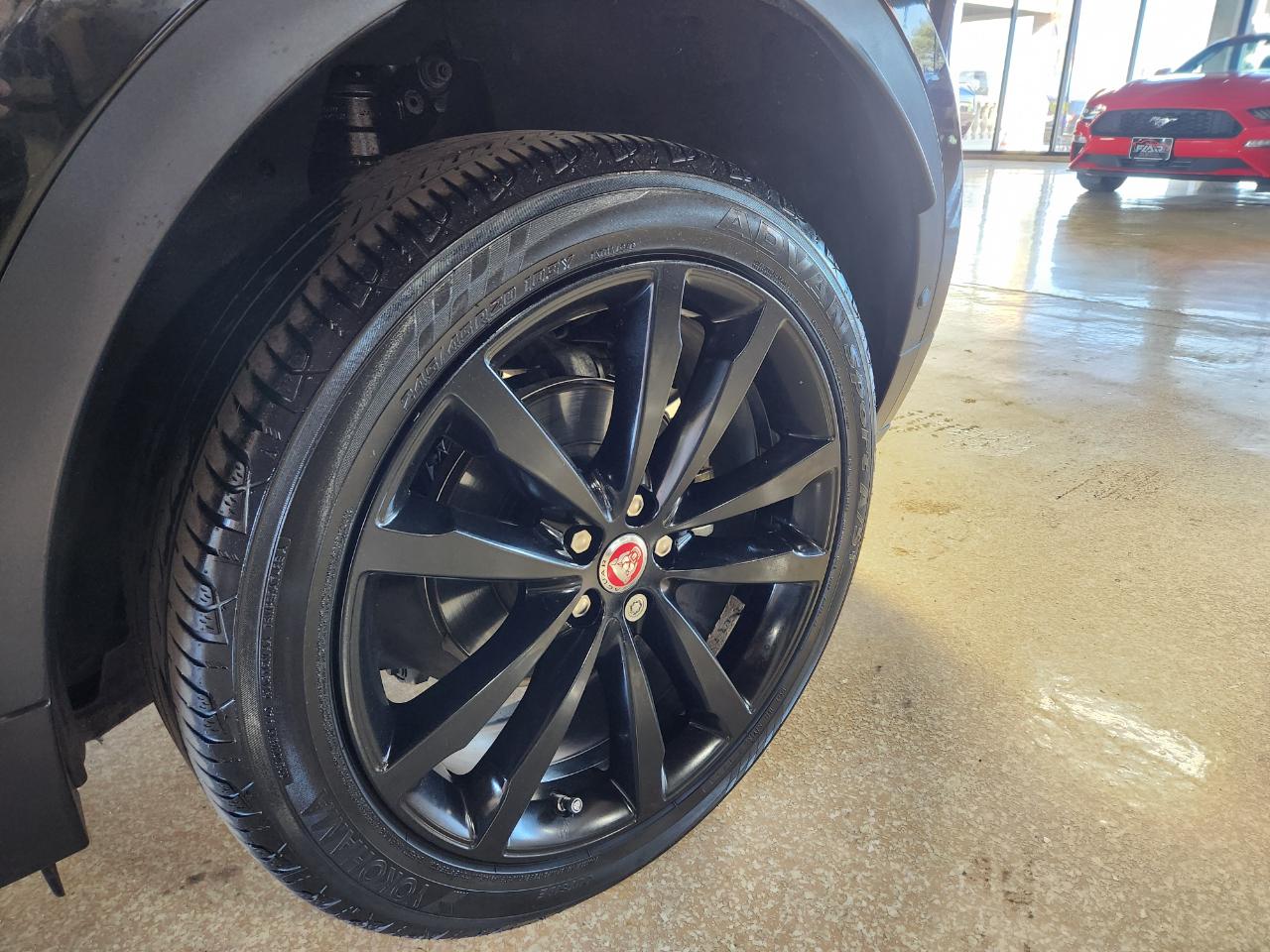 Jaguar E-Pace P300 AWD R-Dynamic HSE 2018